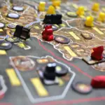 Brætspilsaften derhjemme: 12 spil, der garanterer grin og hygge